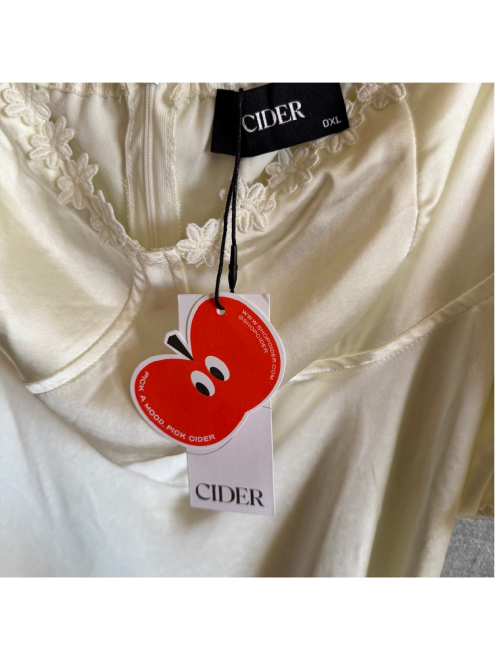 Cider Beige White Satin puff sleeve Wedding Rehearsal Dress 0X - Picture 5 of 15